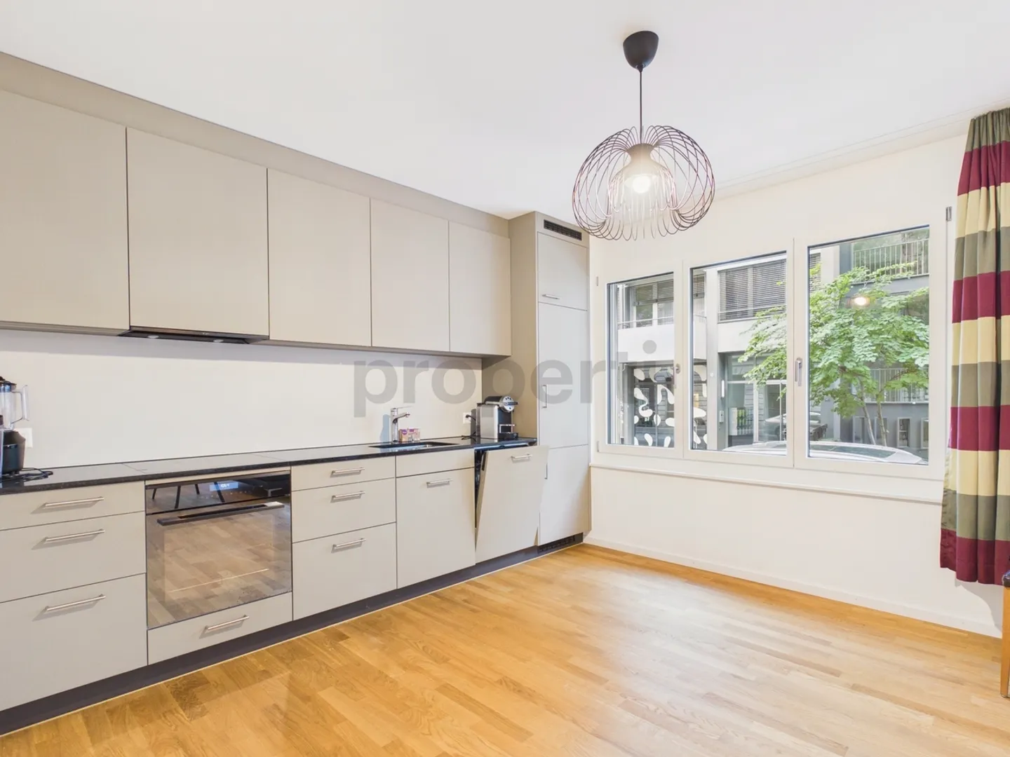 Vie centrale avec style - Appartement 2.5 pièces dans le quartier 3 - Photo 4 sur 11