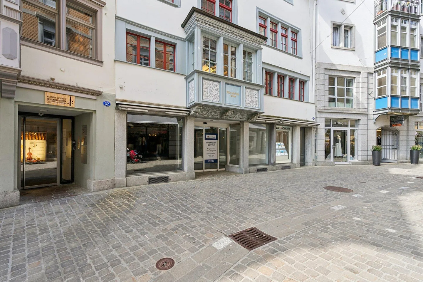 Flexible commercial space in a busy old town location - Photo 2 of 2