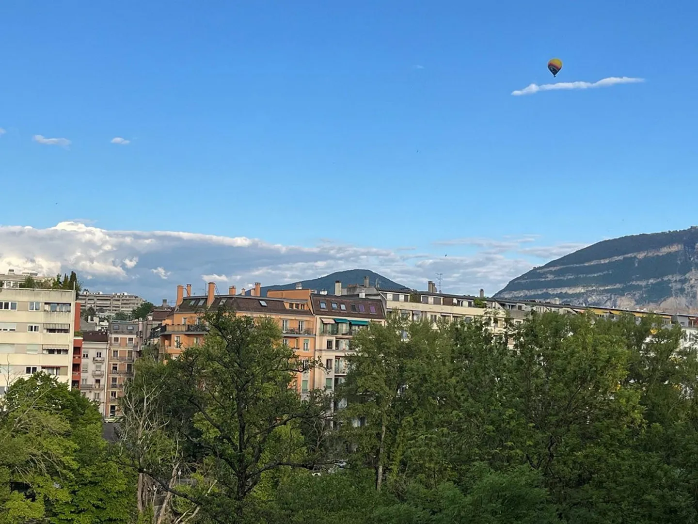 Mietübernahme - Ruhige 4-Zimmer-Wohnung – Acacias / Carouge - Foto 1 von 12