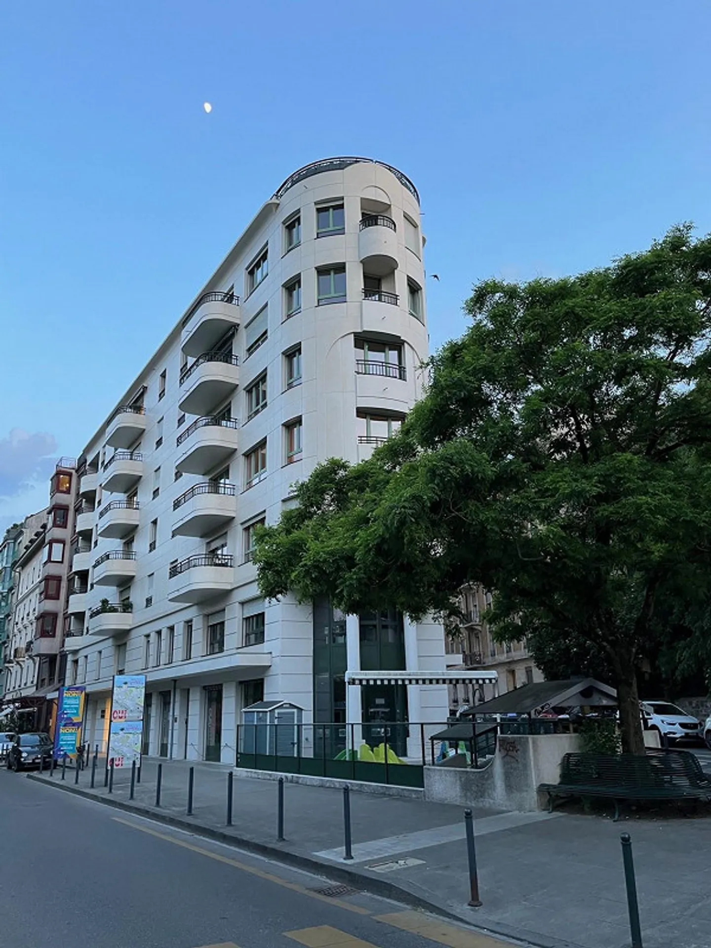 Mietübernahme - Ruhige 4-Zimmer-Wohnung – Acacias / Carouge - Foto 2 von 12