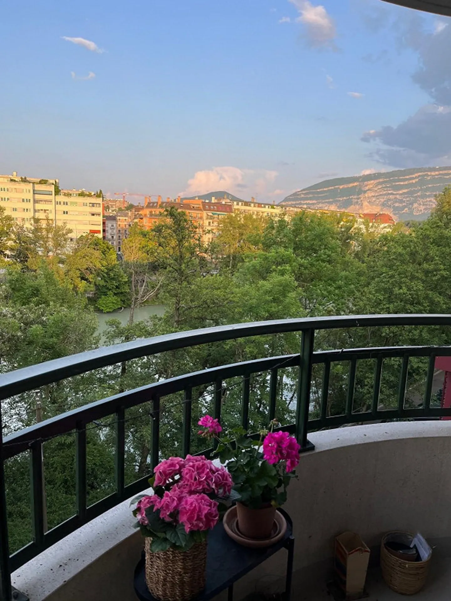 Mietübernahme - Ruhige 4-Zimmer-Wohnung – Acacias / Carouge - Foto 4 von 12