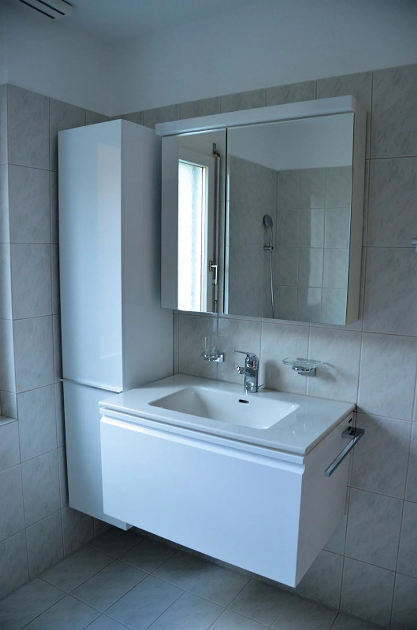 Herrliche Aussicht auf die Alpen - 4.5-Zimmerwohnung im 1. OG - Photo 5 of 18