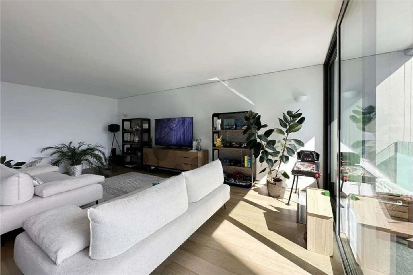 Elegantes Appartement im Herzen von Paradiso - Foto 3 von 13