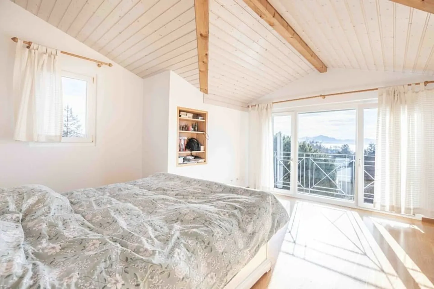 Stupenda villa bifamiliare a Epalinges con vista libera sulle Alpi - Foto 5 di 11