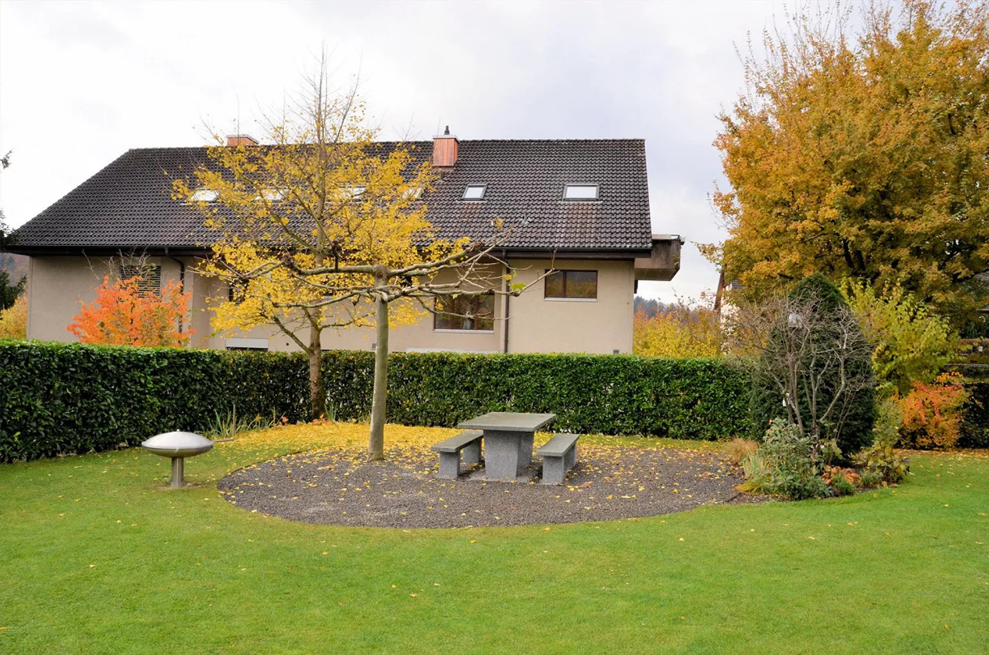 Herrliche Aussicht auf die Alpen - 4.5-Zimmerwohnung im 1. OG - Photo 15 of 18