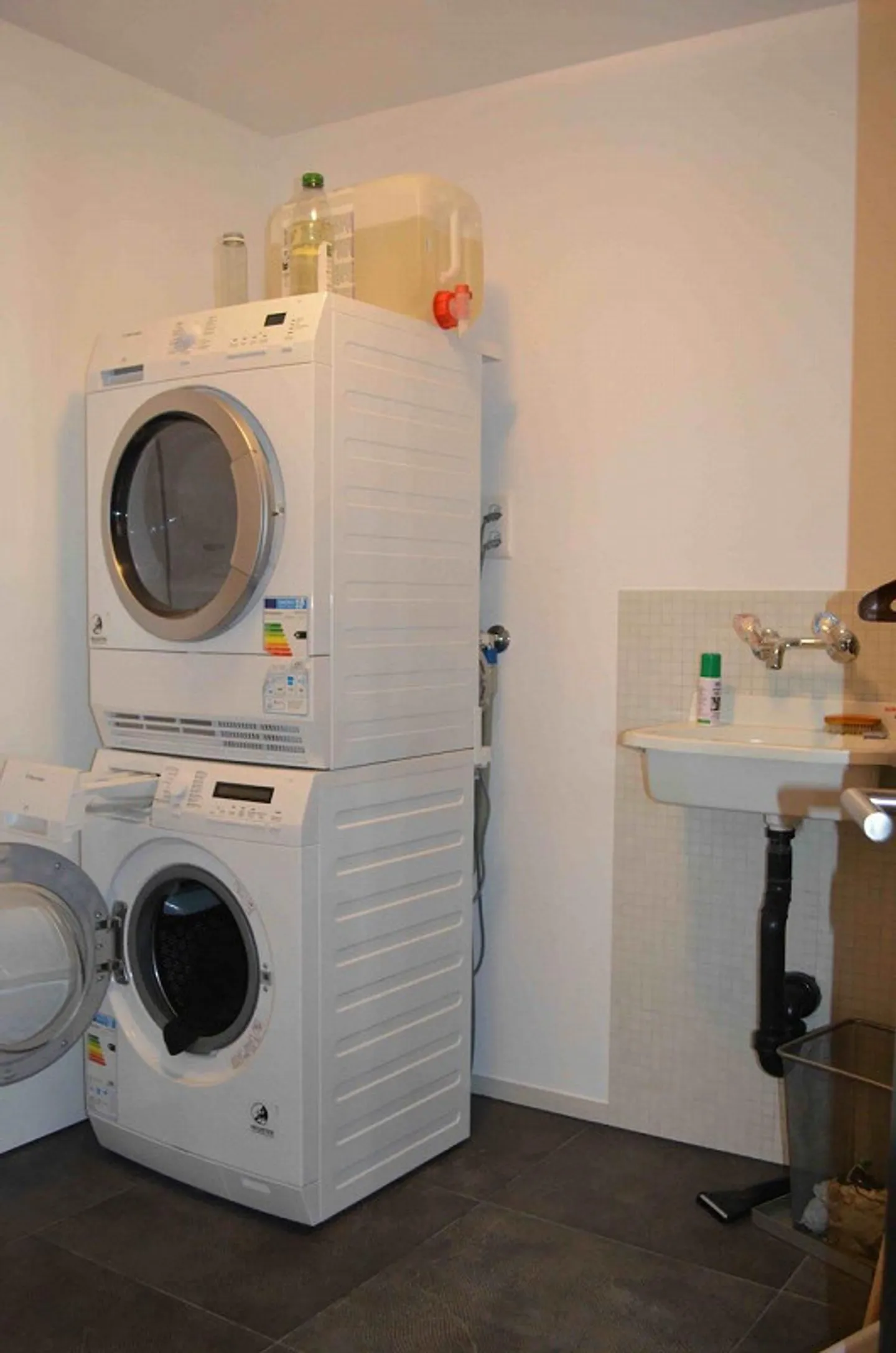 Central: Large Duplex/Maisonette Apartment in the Old Town of Olten - Photo 10 of 20