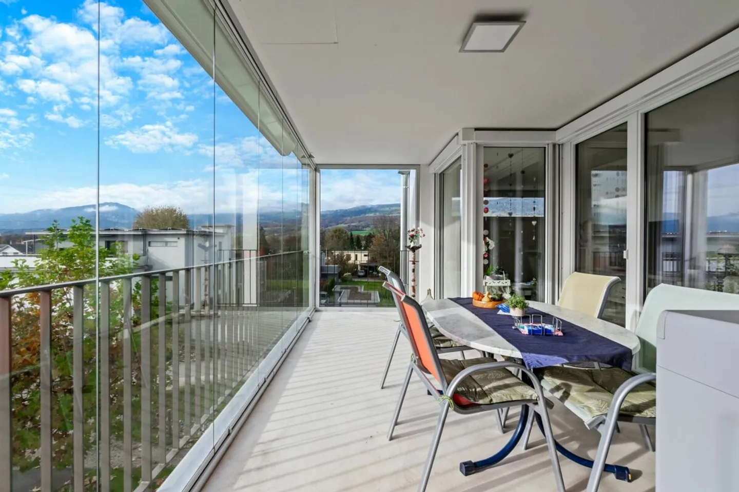 Spacious Apartment with Balcony - Photo 13 of 14