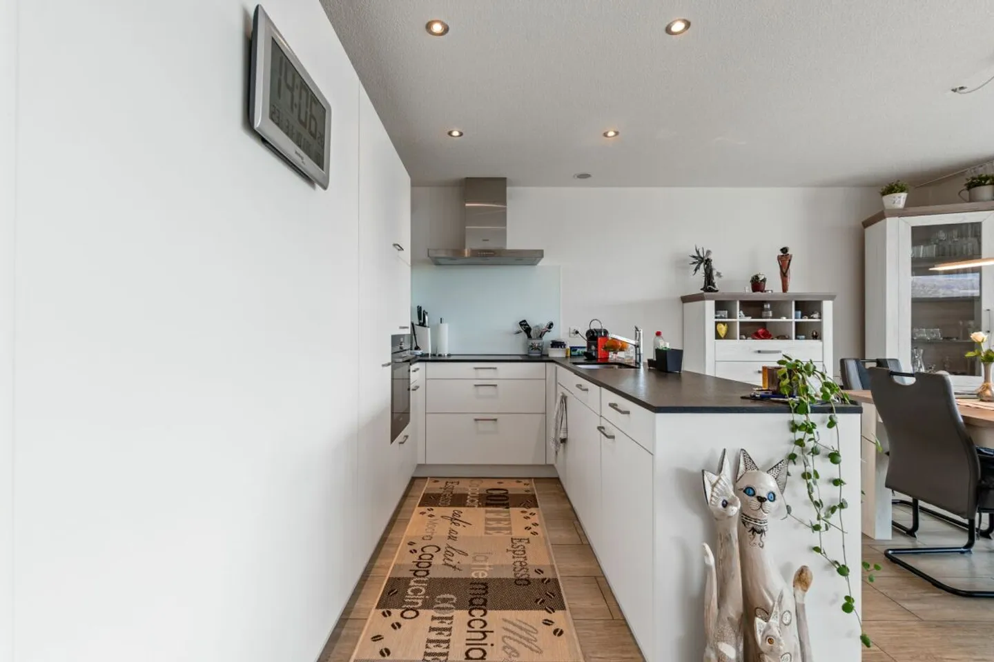 Spacious Apartment with Balcony - Photo 2 of 14