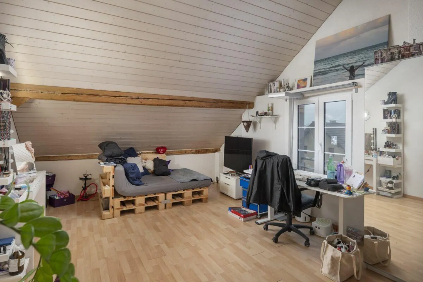 Casa bifamiliare nel cuore di Auenstein con un'unità di 6,5 e una di 5,5 stanze - Foto 22 di 29