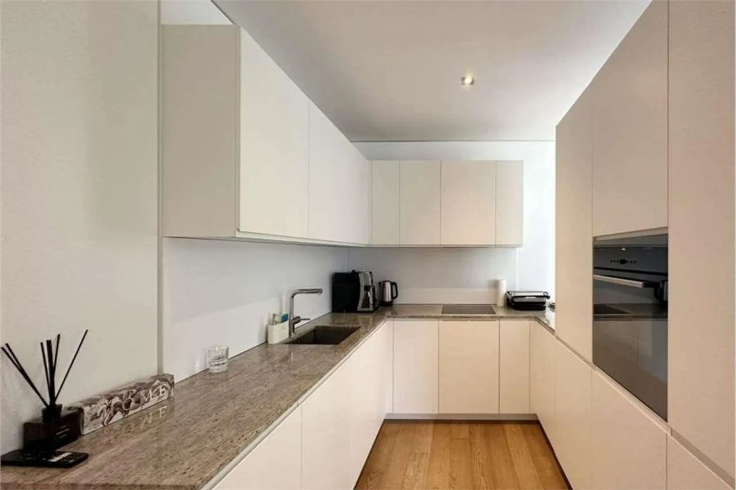 Elegantes Appartement im Herzen von Paradiso - Foto 5 von 13