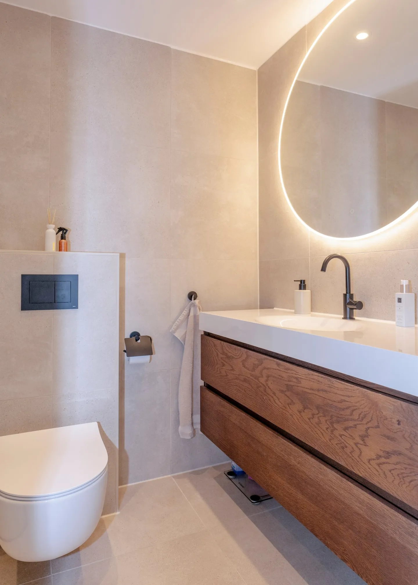 Urban-Chic in Rüschlikon: 5.5-Room Maisonette with Panorama over Lake Zurich - Photo 20 of 25