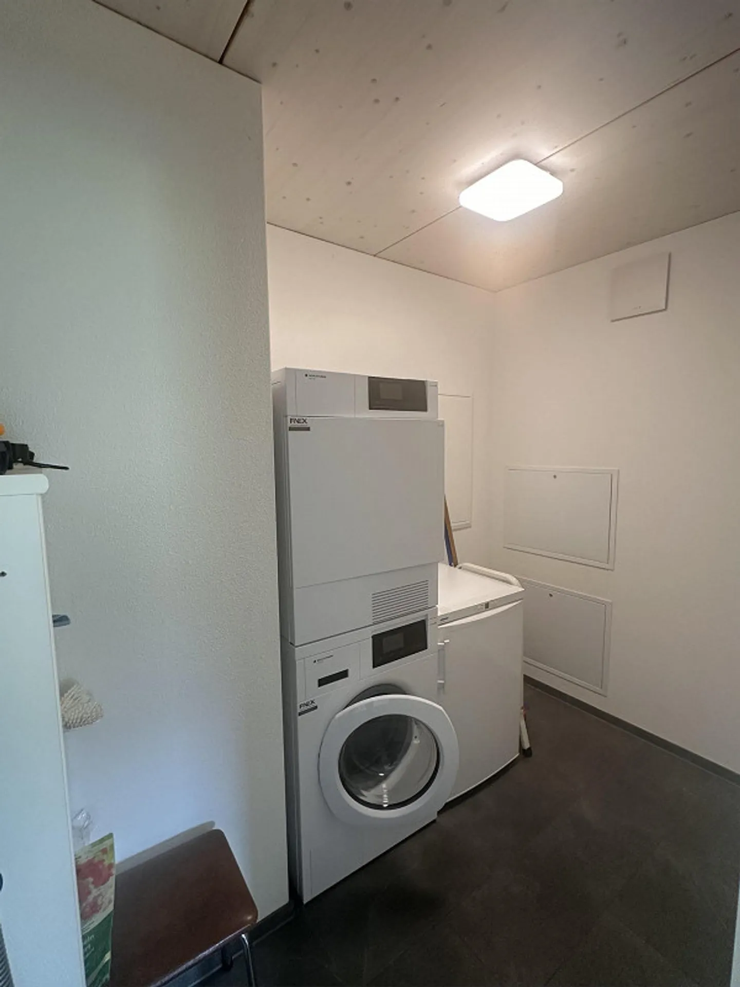 Moderne 2-Zimmer-Wohnung in ruhiger Lage in Full-Reuenthal - Foto 8 von 9