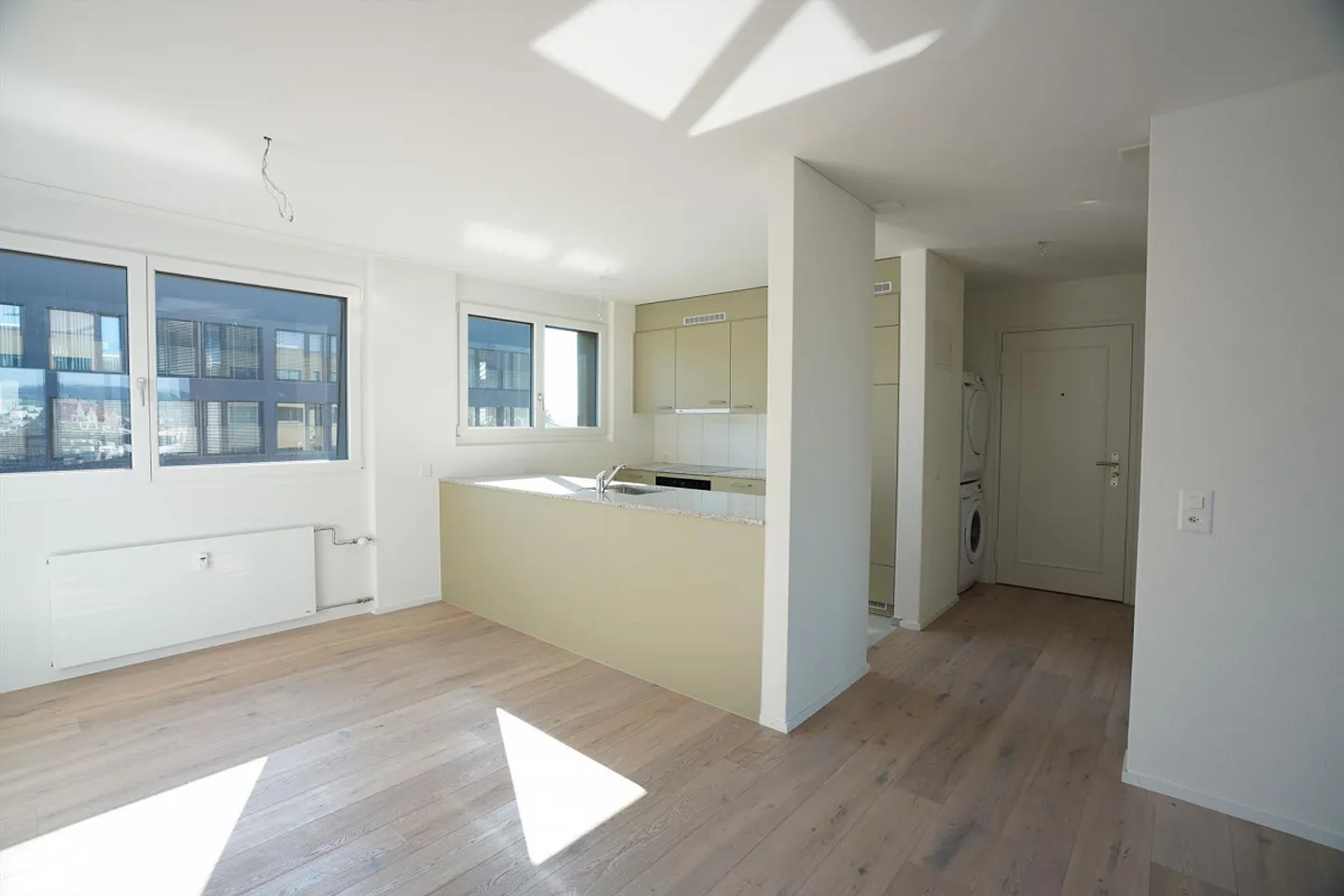 High-quality 3.5-room apartment on Oberen Bahnhofstrasse - Photo 2 of 8