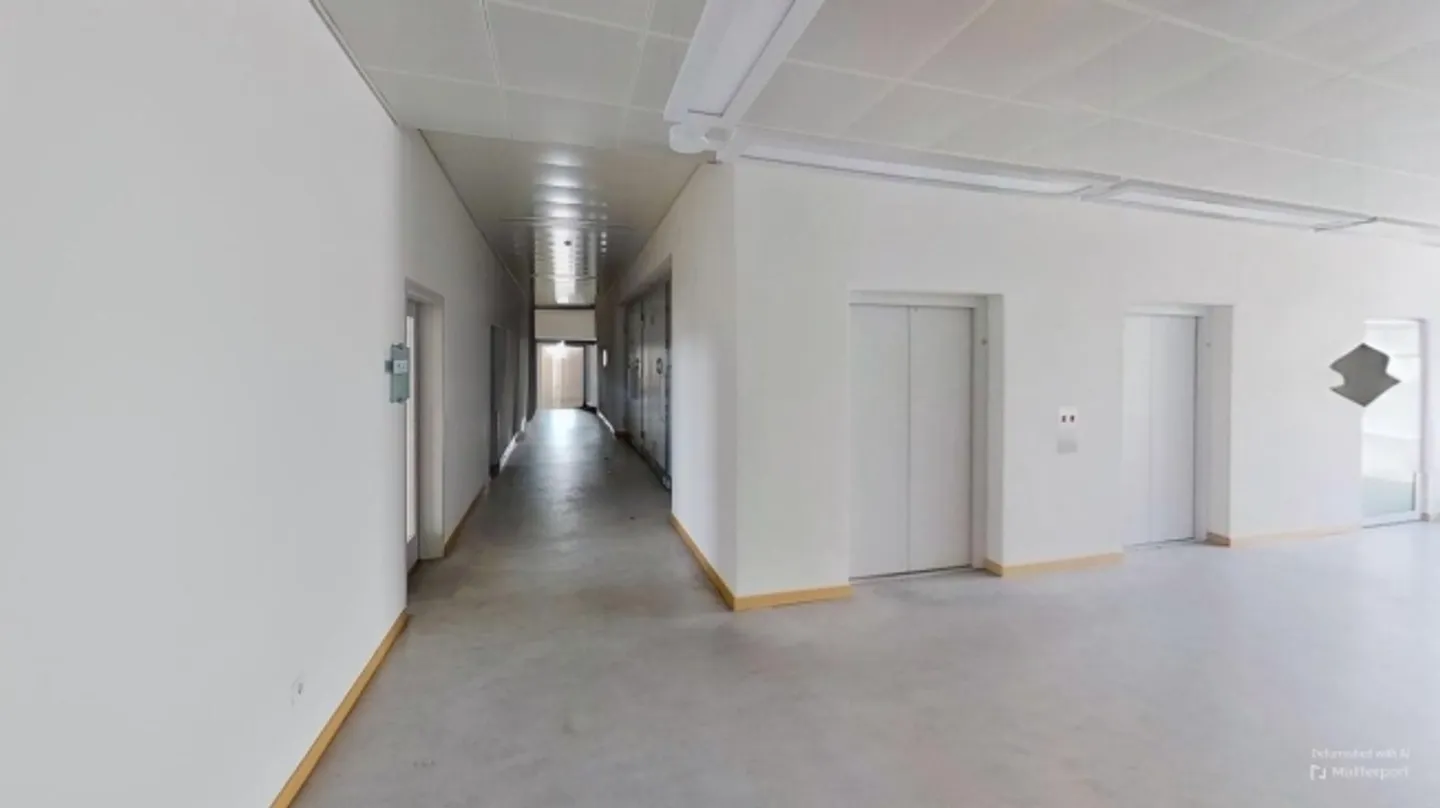 UFFICI a partire da 14m² Centralmente situati, luminosi e confortevoli fino al 28.02.2026! - Foto 6 di 13