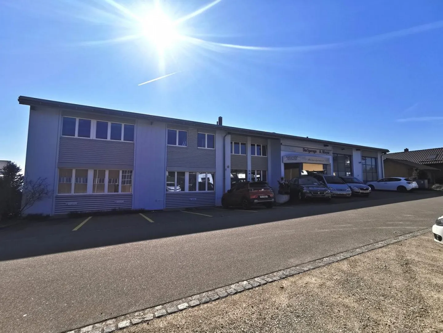 Ufficio in stile loft con vista mozzafiato sulle montagne - Foto 2 di 6