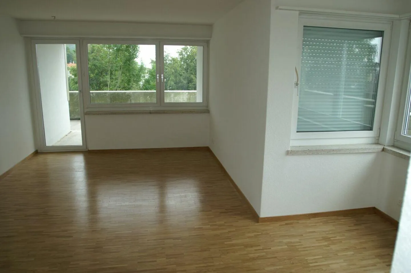 4.5 Zimmer Gartenwohnung - Foto 4 von 13