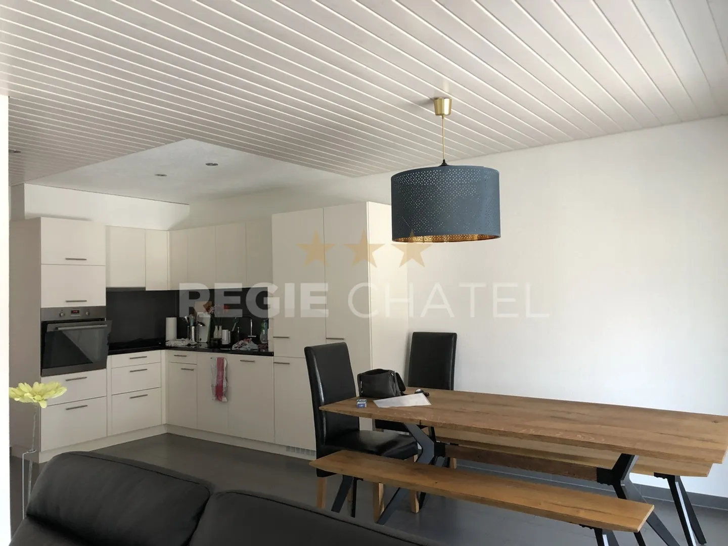 Ampio appartamento di 4,5 locali con balcone - Foto 2 di 5