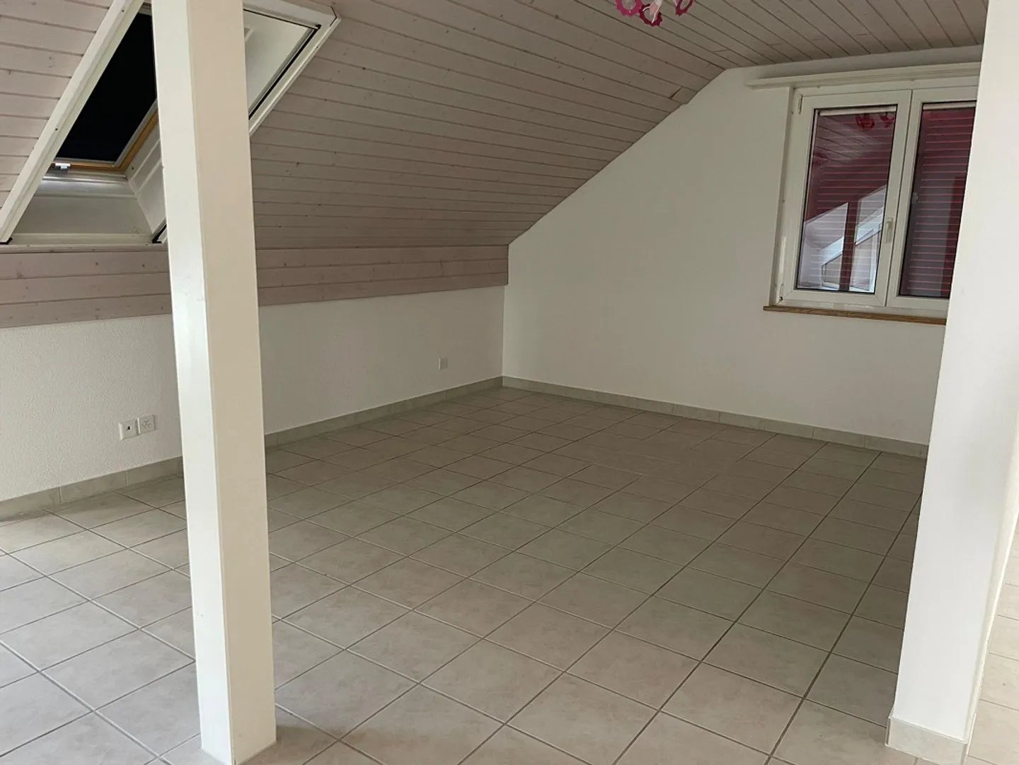 Appartamento mansardato nel verde - Foto 10 di 19