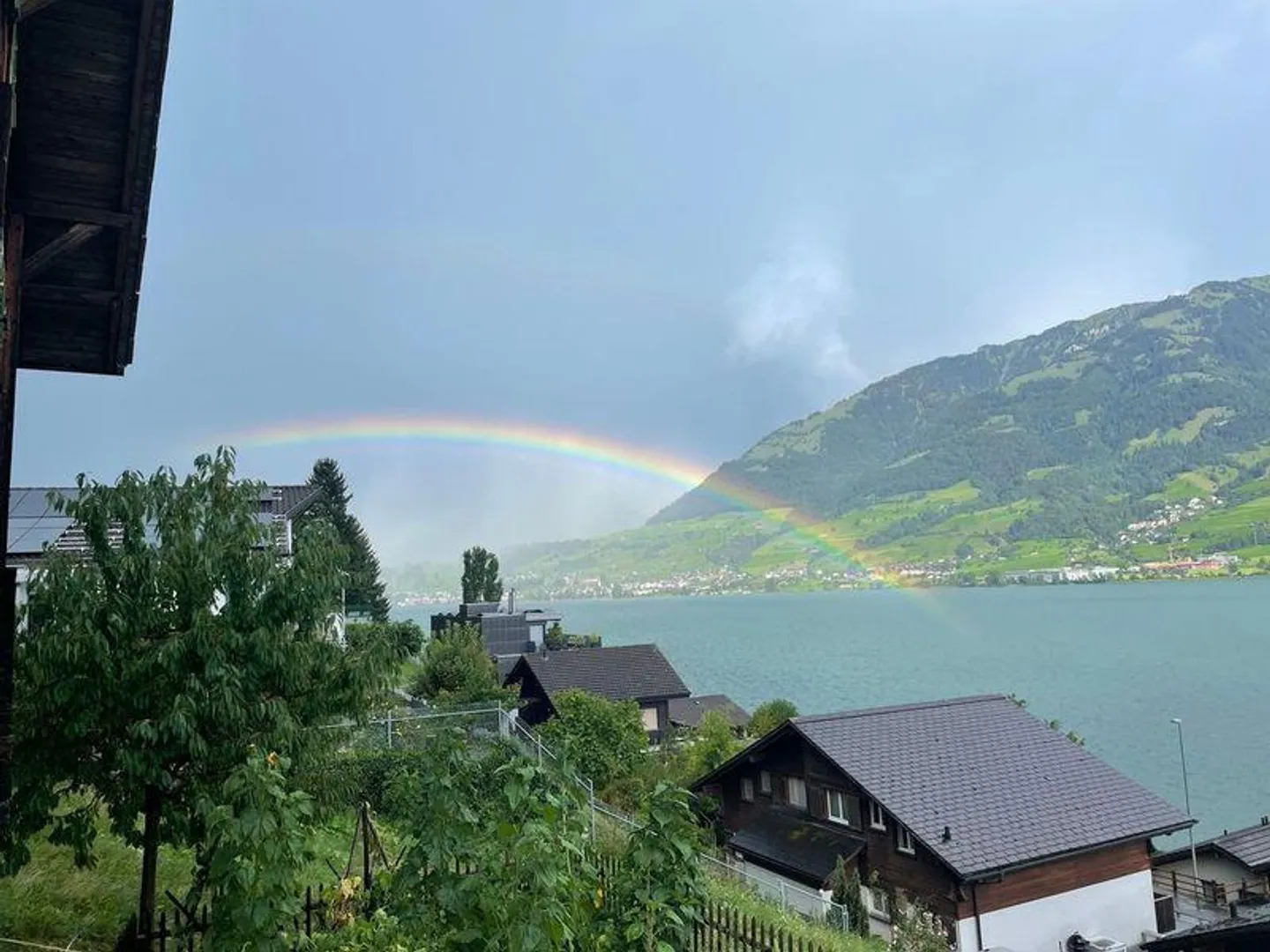 Spaziosa casa in legno in una posizione mozzafiato sul lago Sarner - Foto 7 di 10