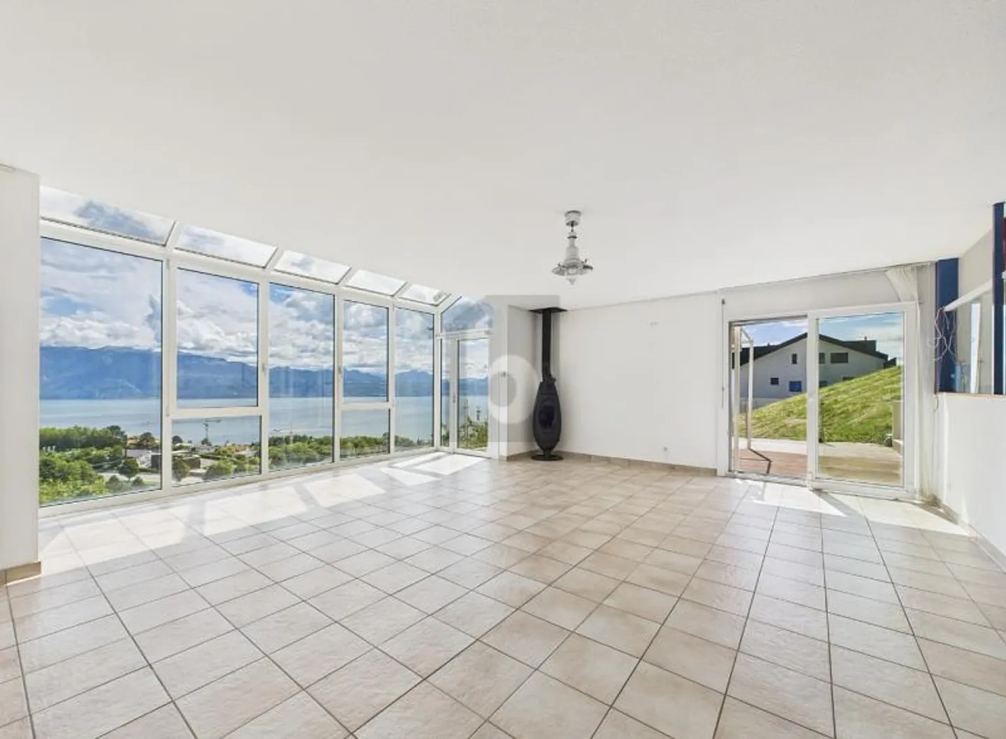 Casa bifamiliare in affitto - Foto 1 di 6