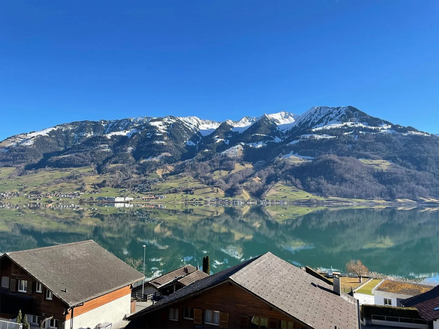Spaziosa casa in legno in una posizione mozzafiato sul lago Sarner - Foto 9 di 10