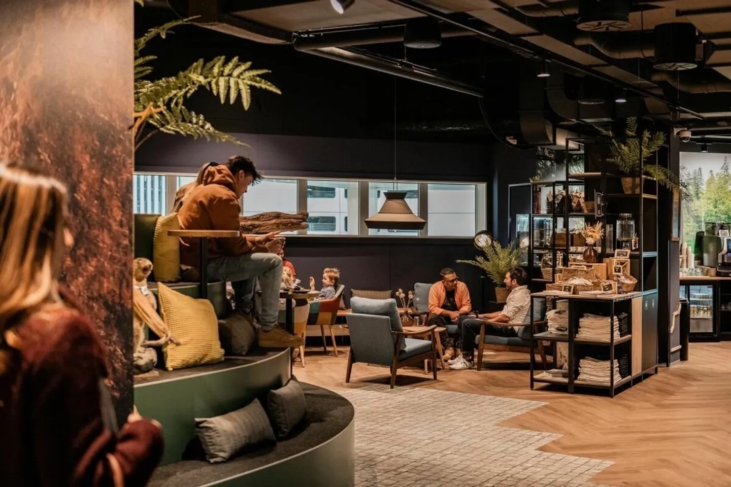 Prime Center 1 - Büroblock mit Aussicht auf das Fluggeschehen - Foto 10 von 10