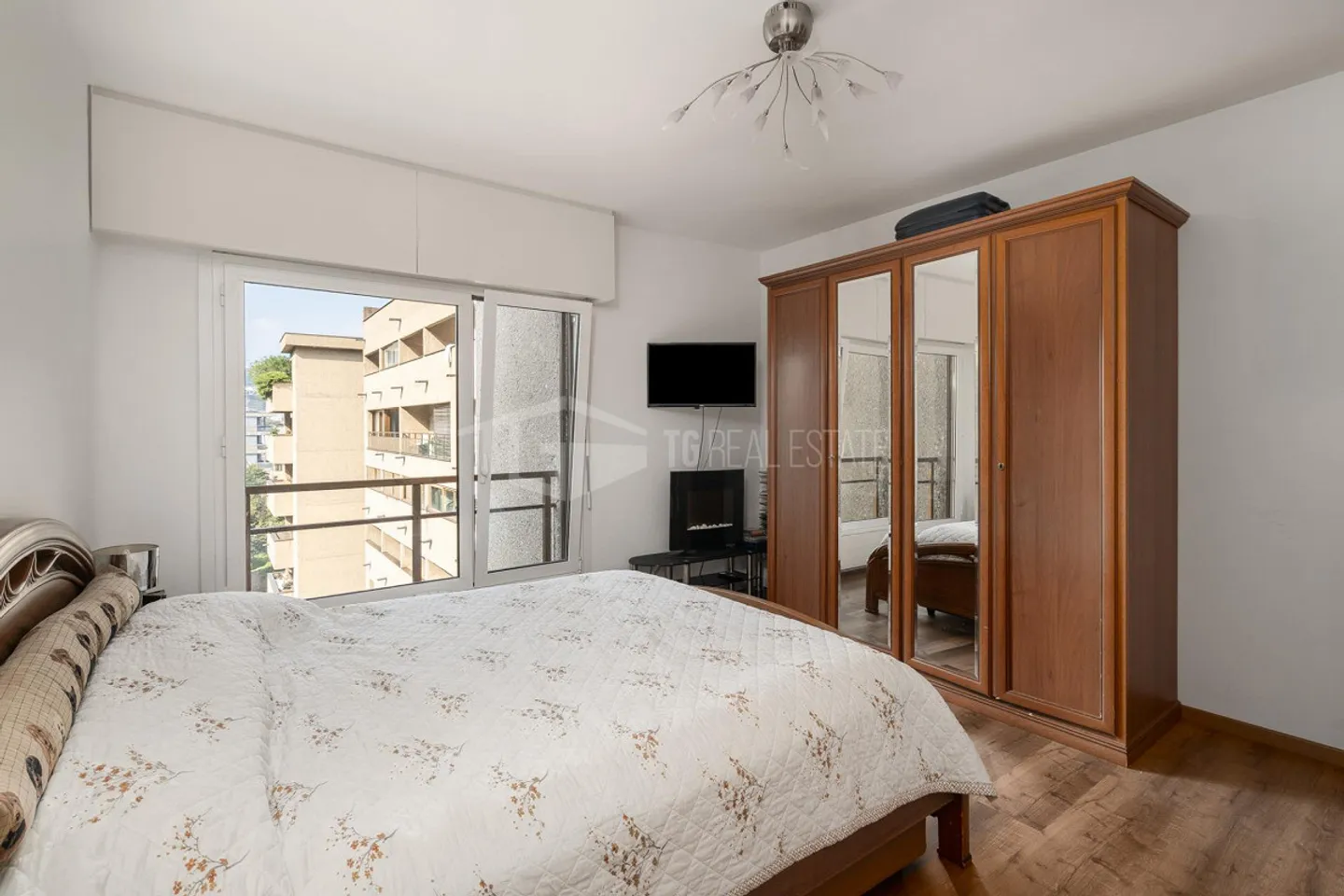 Wohnung mit Seeblick in Paradiso - Foto 6 von 9