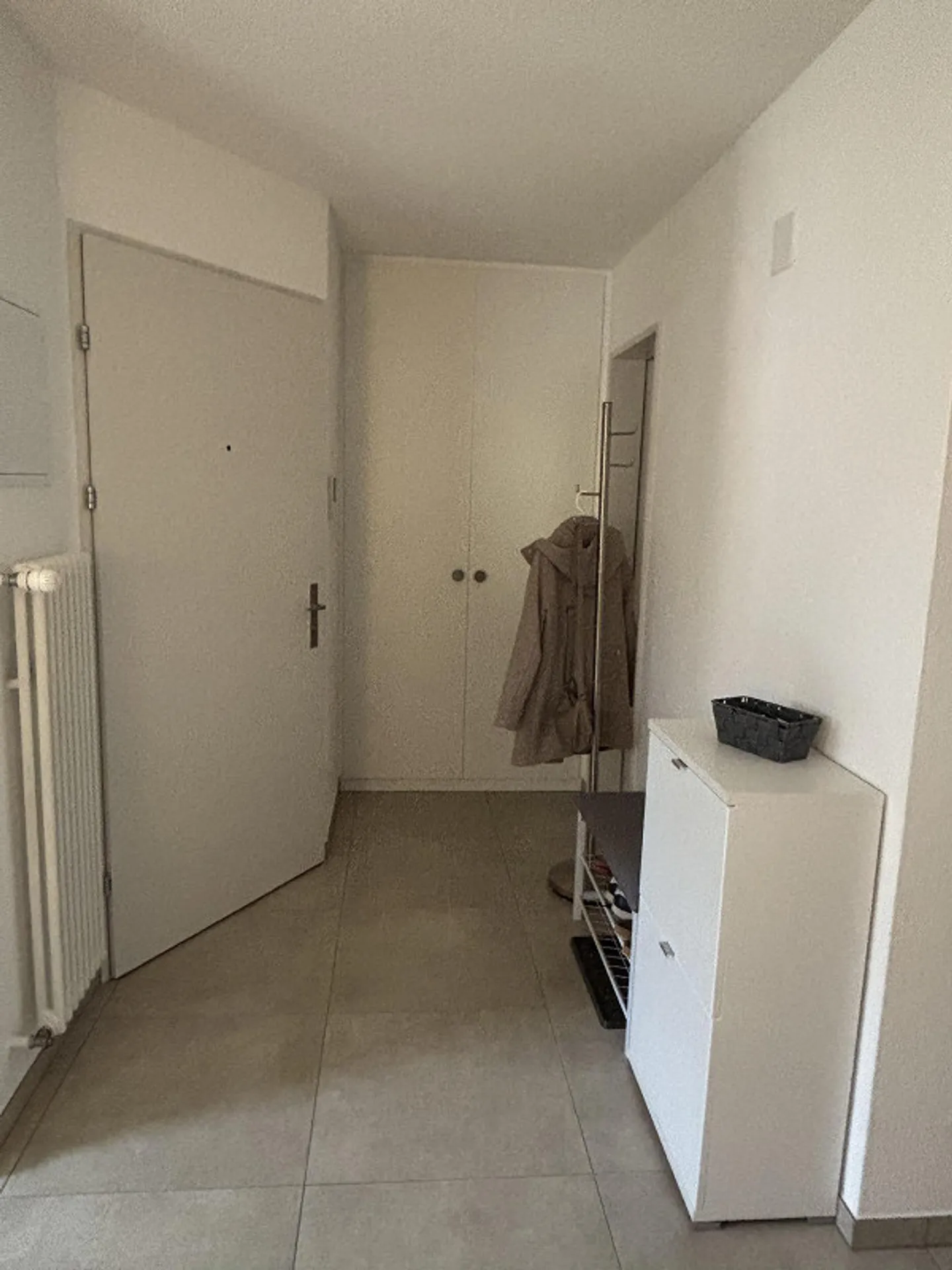 Moderno appartamento di 3,5 stanze in un quartiere tranquillo - Foto 5 di 22