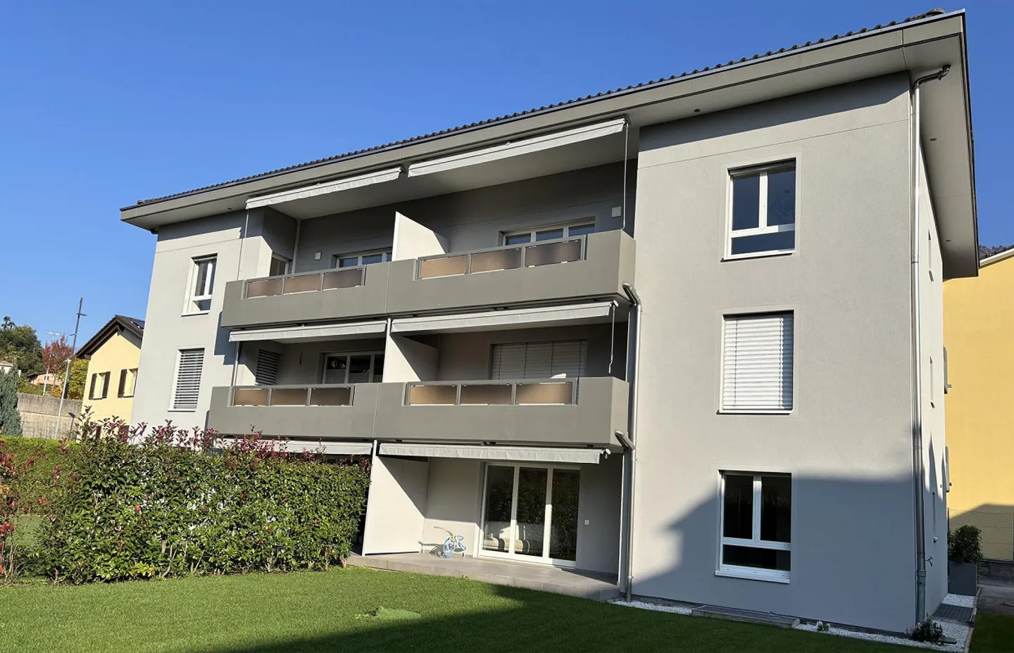 Moderno appartamento di 3,5 stanze in un quartiere tranquillo - Foto 4 di 22