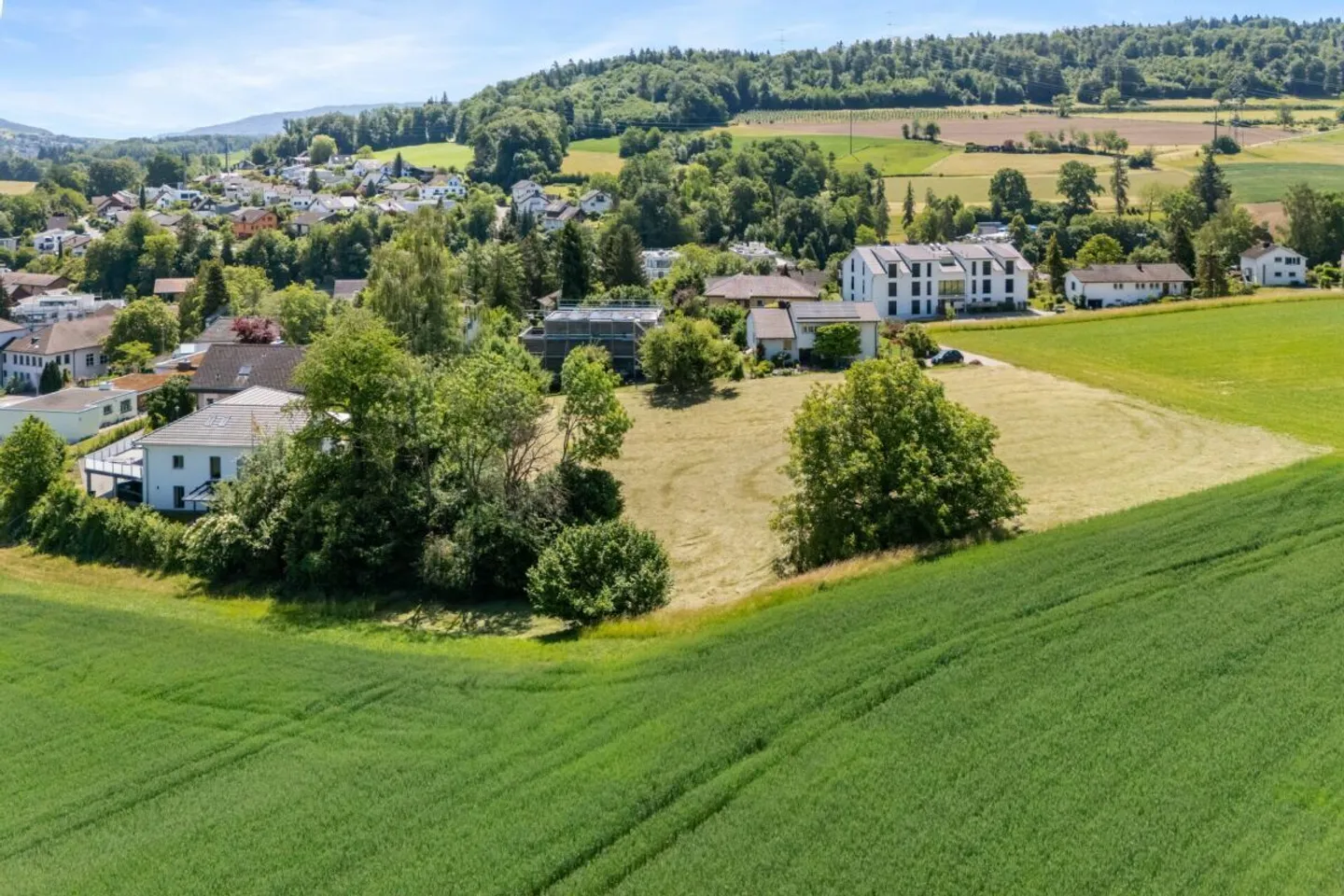 Terreno edificabile con potenziale per idee abitative di alta qualità - Foto 9 di 11