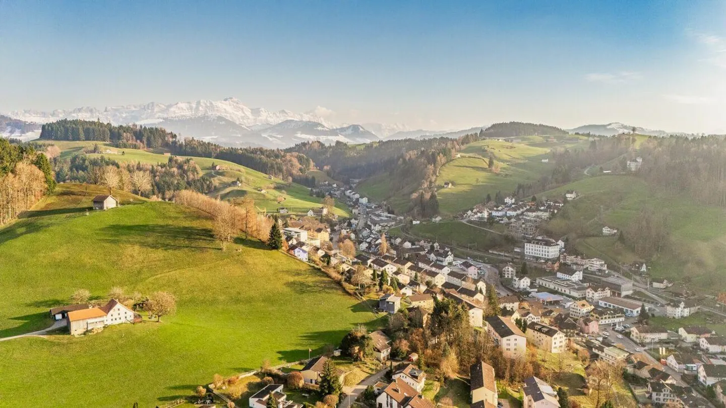 Premium-Gartenwohnung mit Weitsicht - Foto 4 von 16
