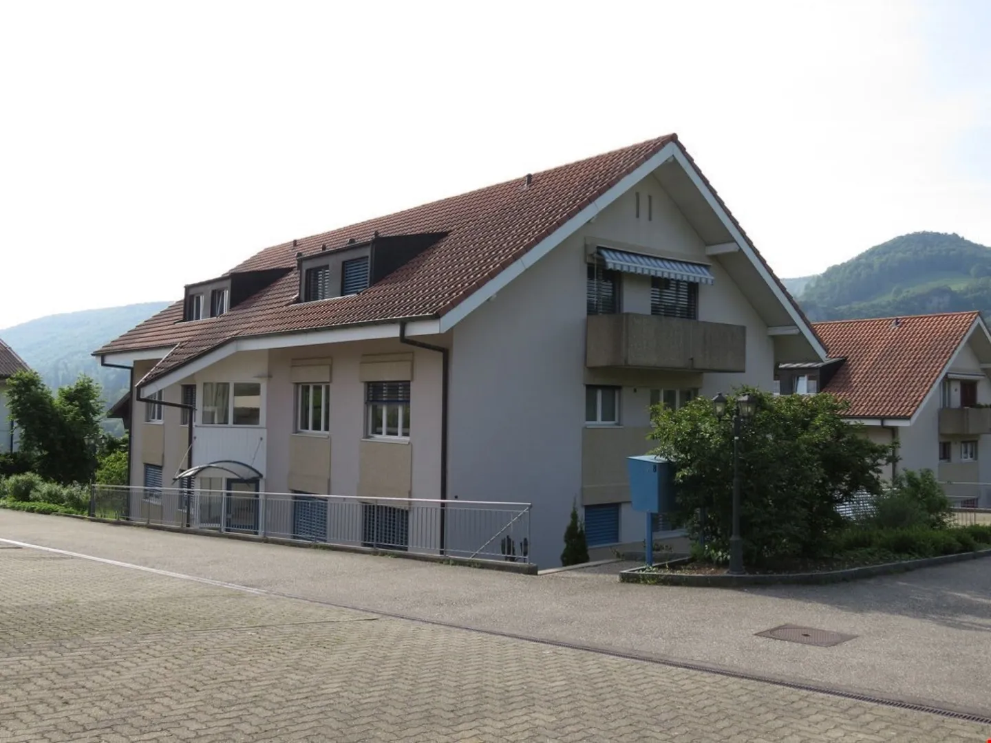 Appartamento mansardato 3.5 locali "uf der Flue 8" - Foto 9 di 10