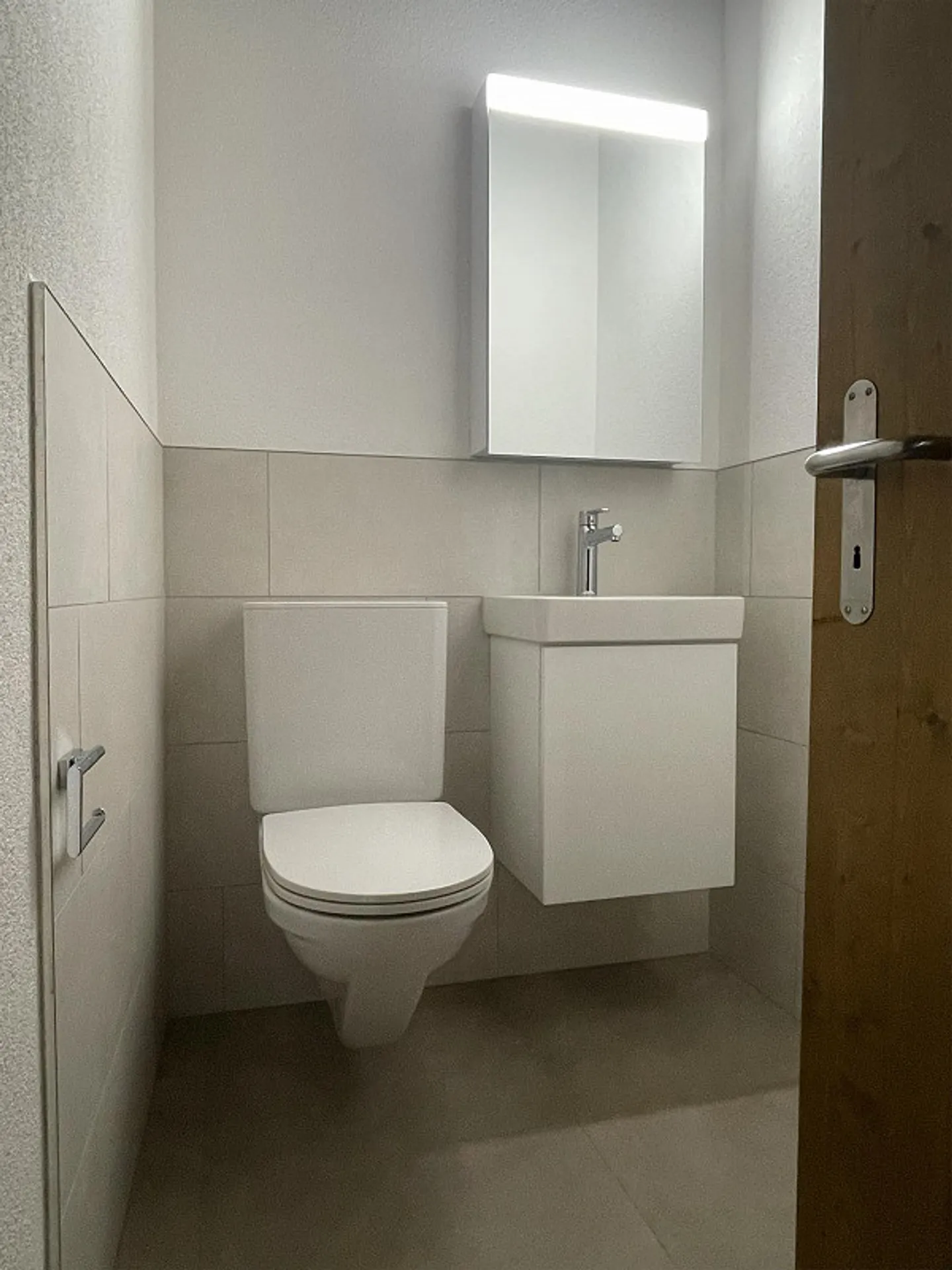 Appartamento duplex di 4,5 stanze parzialmente ristrutturato nel cuore di Sissach - Foto 6 di 22