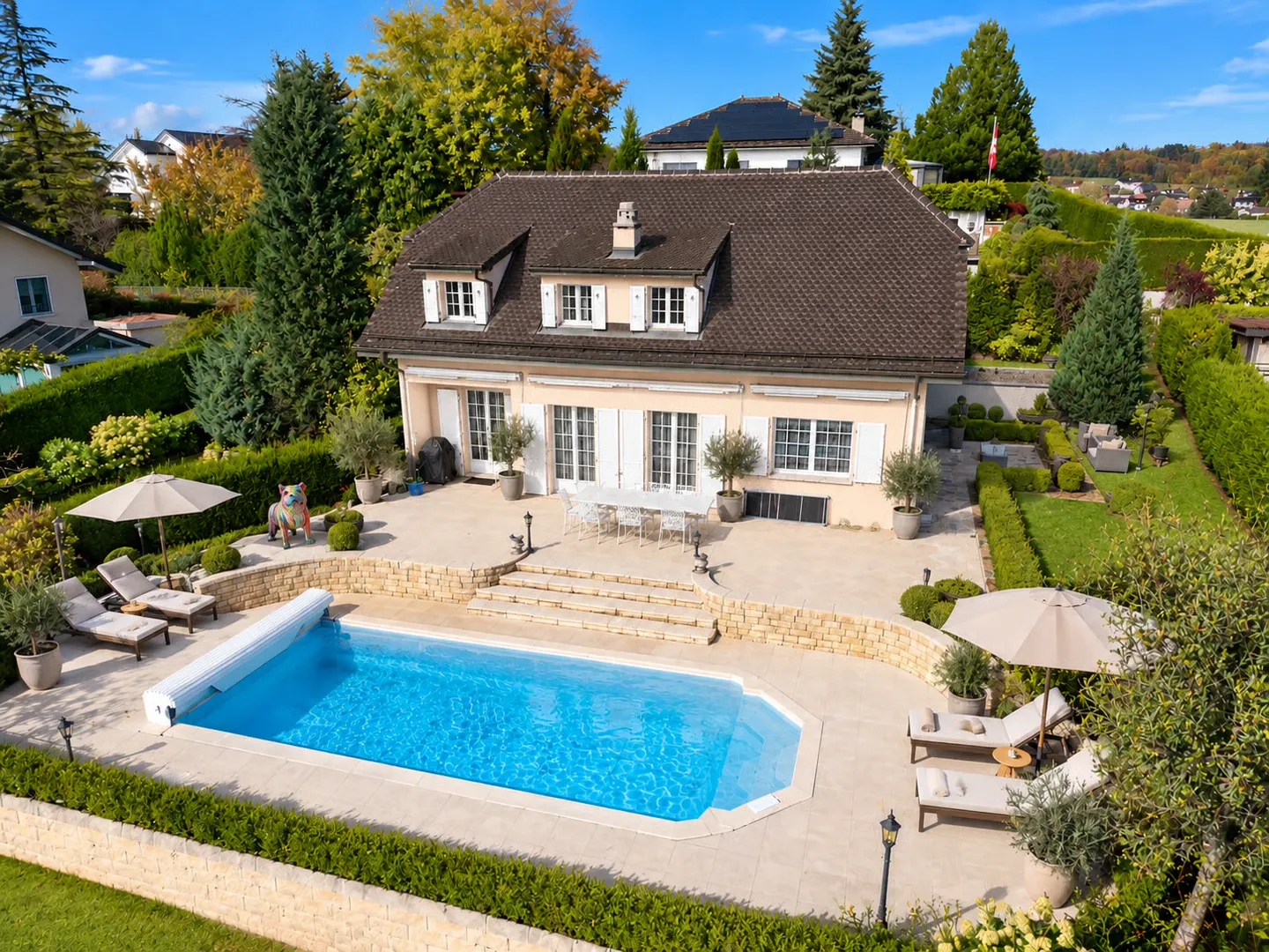 Villa individuelle avec piscine au coeur d'un écrin de verdure - Foto 1 di 13