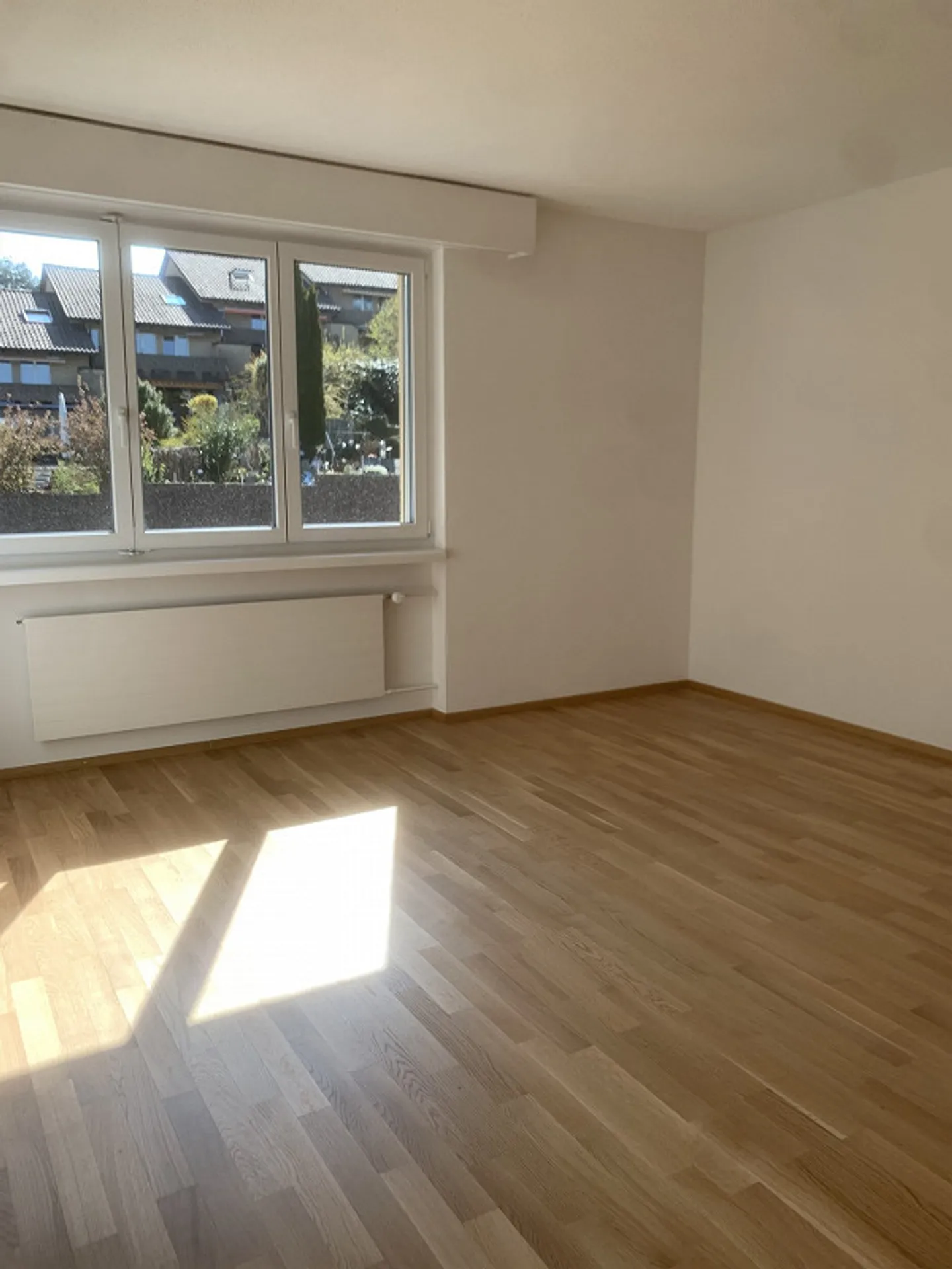 Your retreat with a view - comfortable living in a quiet location! - Photo 3 of 9