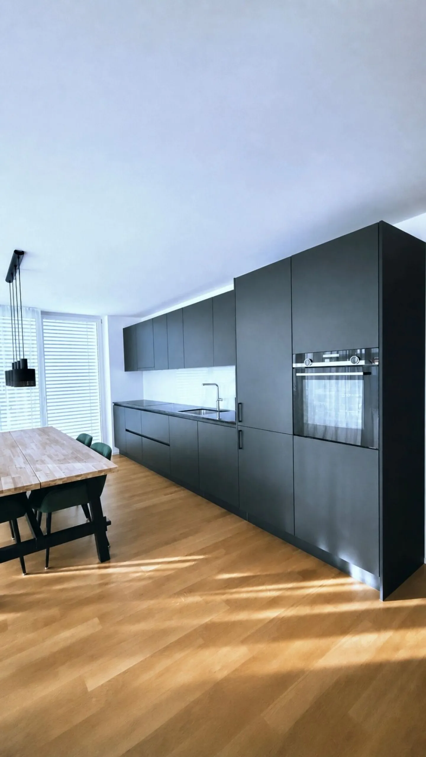 Appartamento moderno in una tranquilla strada senza uscita - Foto 2 di 11