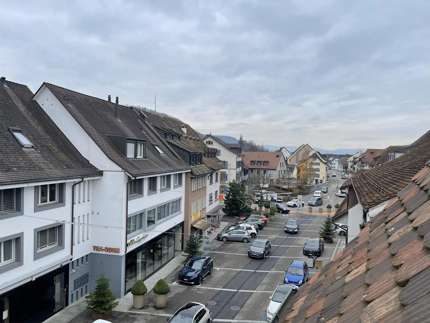 Appartamento duplex di 4,5 stanze parzialmente ristrutturato nel cuore di Sissach - Foto 19 di 22