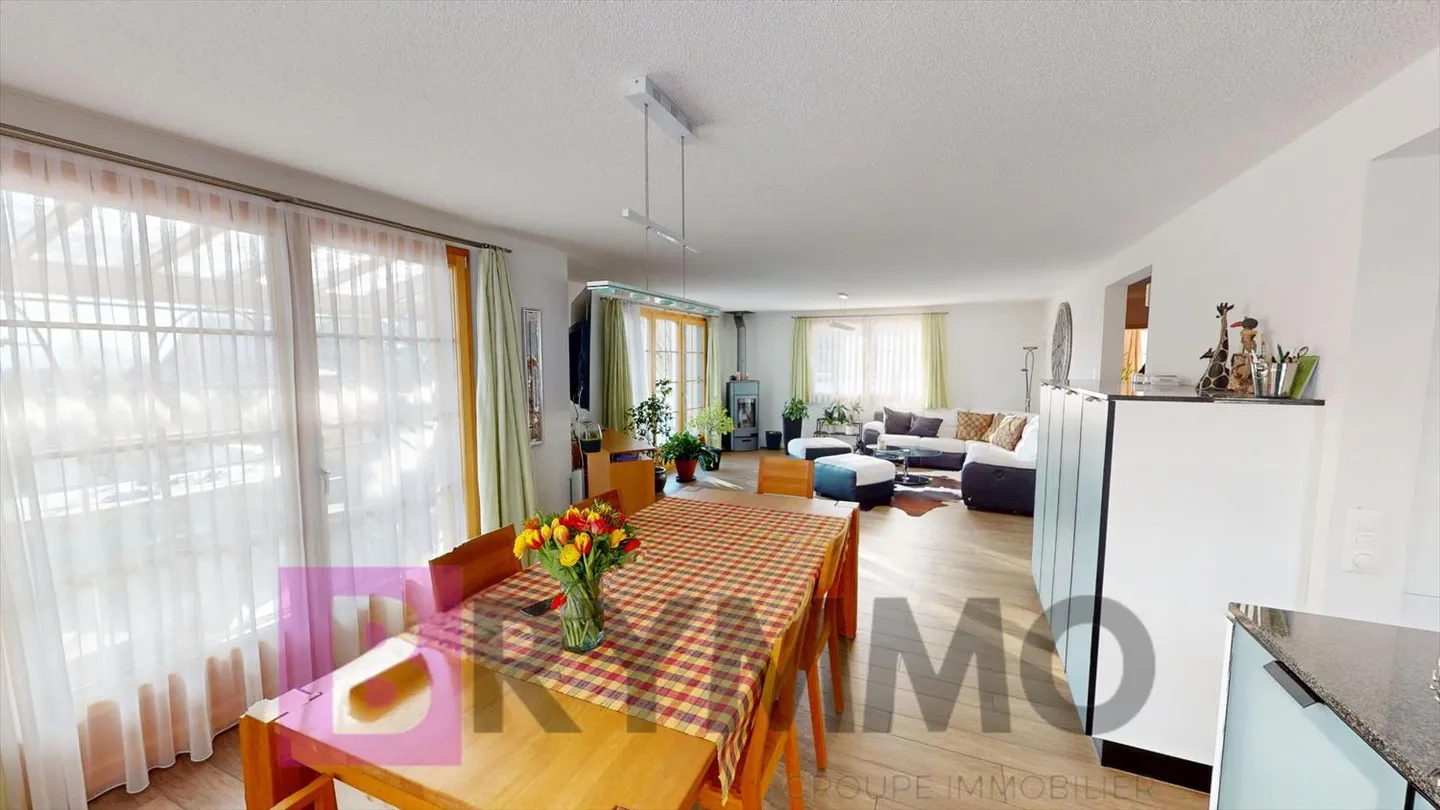 Casa 5.5 stanze - Foto 1 di 10