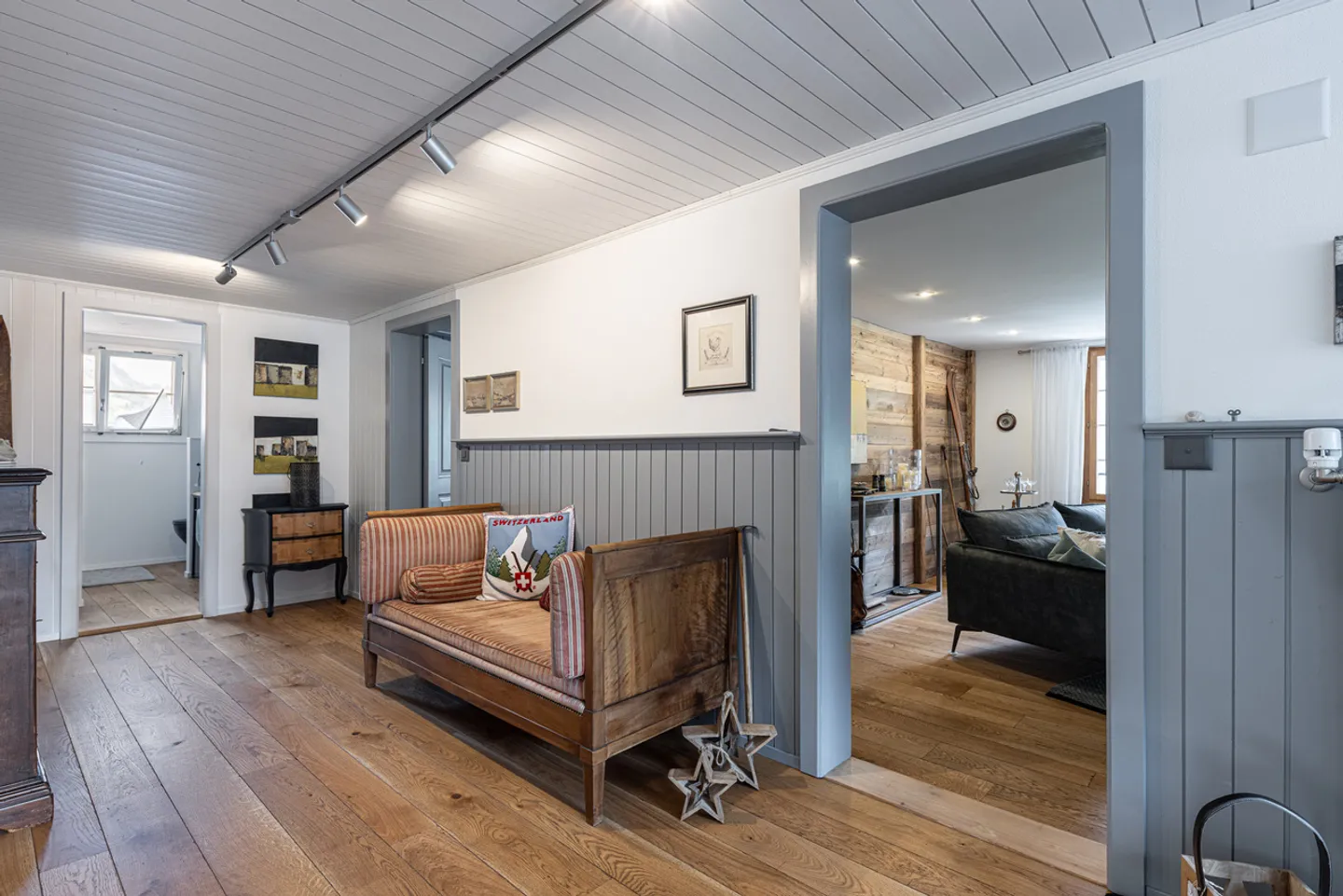 Cozy Retreat with Special Feel-Good Atmosphere - Photo 2 of 10