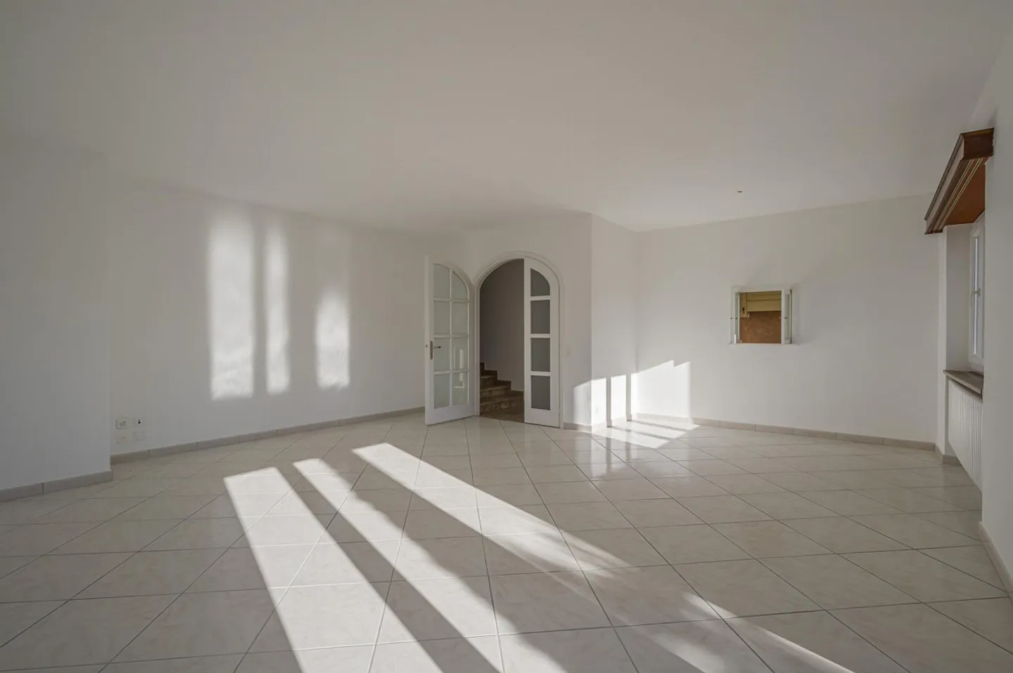 Appartement spacieux avec jardin - Photo 9 sur 13