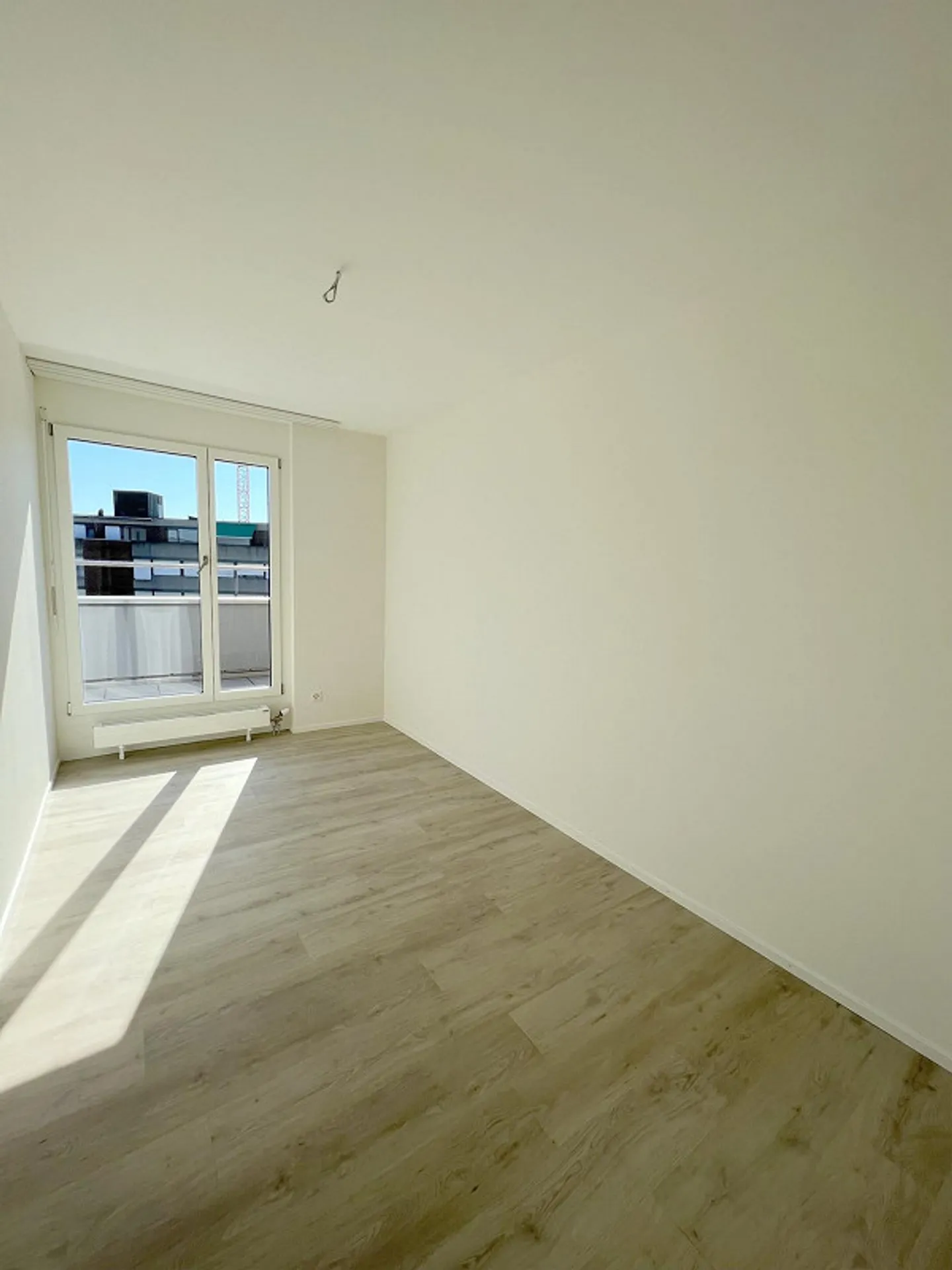 Helle 4.5-Zimmer Attikawohnung - Foto 8 von 11