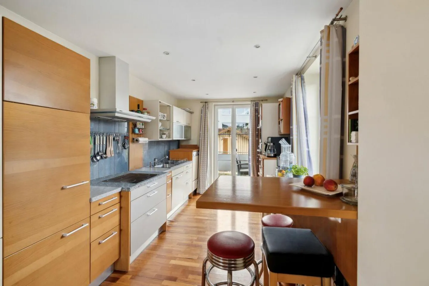 Attractive investment property with development potential in a central location - Photo 4 of 11