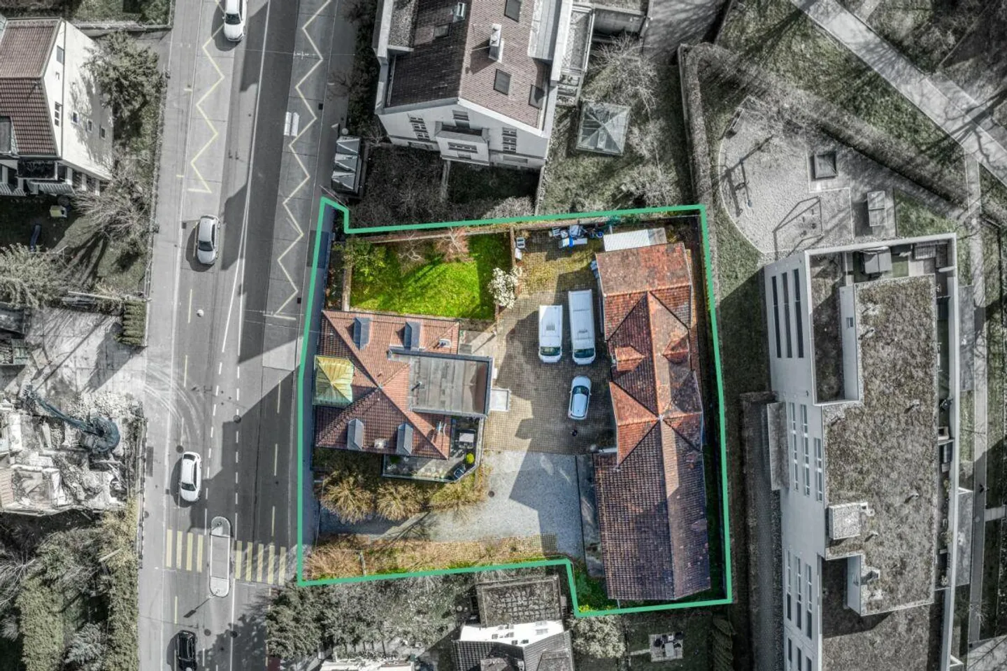 Attractive investment property with development potential in a central location - Photo 9 of 11