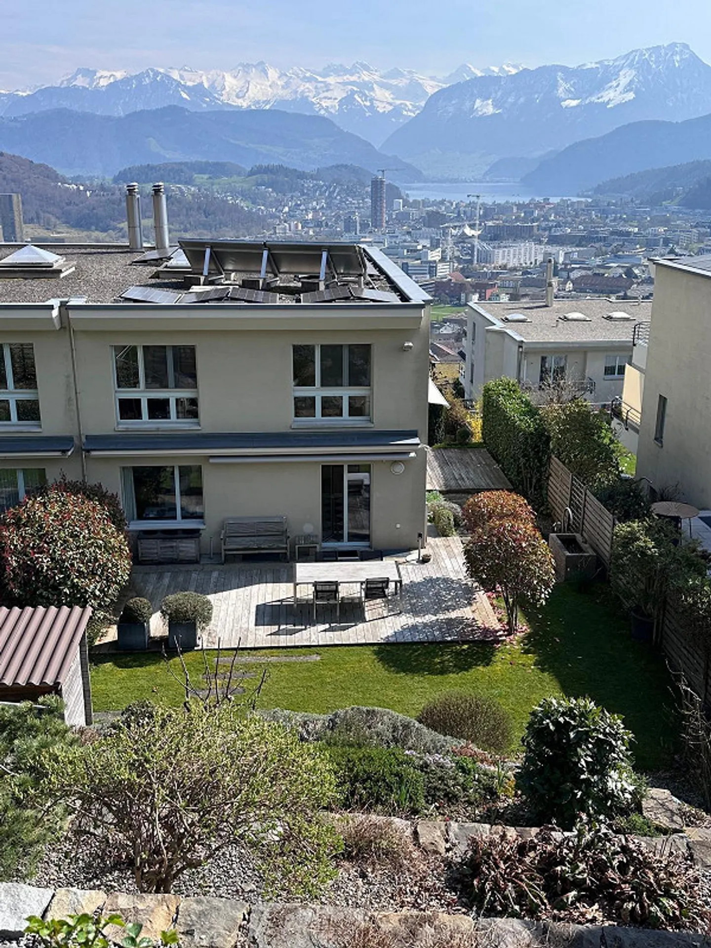 Charmantes Einfamilienhaus mit Aussicht - Foto 1 von 17