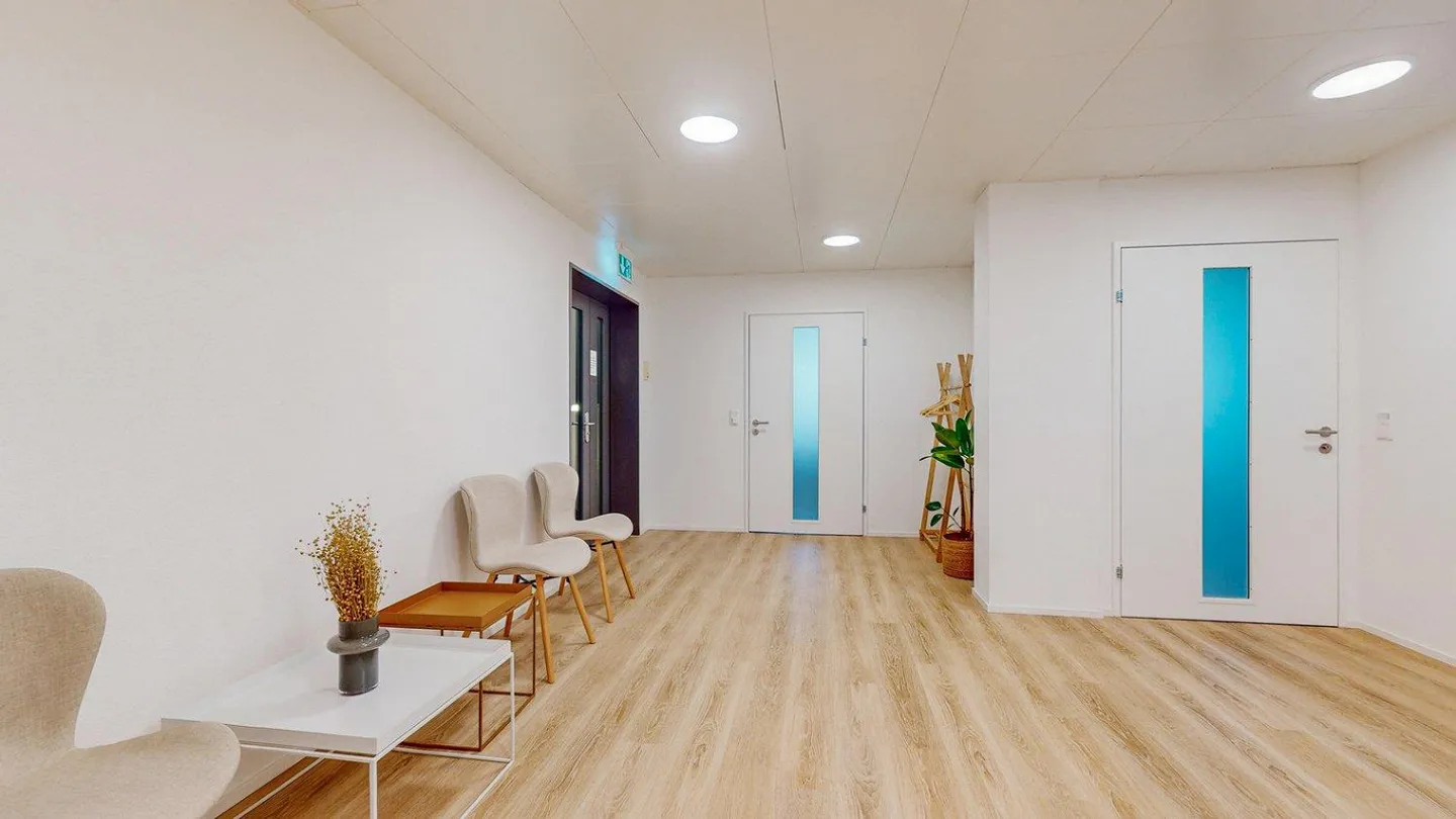 Modernes Büro in Uster - Foto 4 von 6
