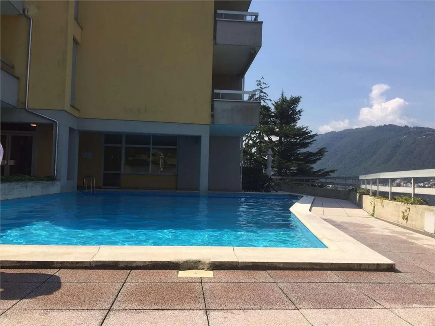 Splendido appartamento in vendita di 2.5 locali con vista lago a Bisso - Foto 3 di 3