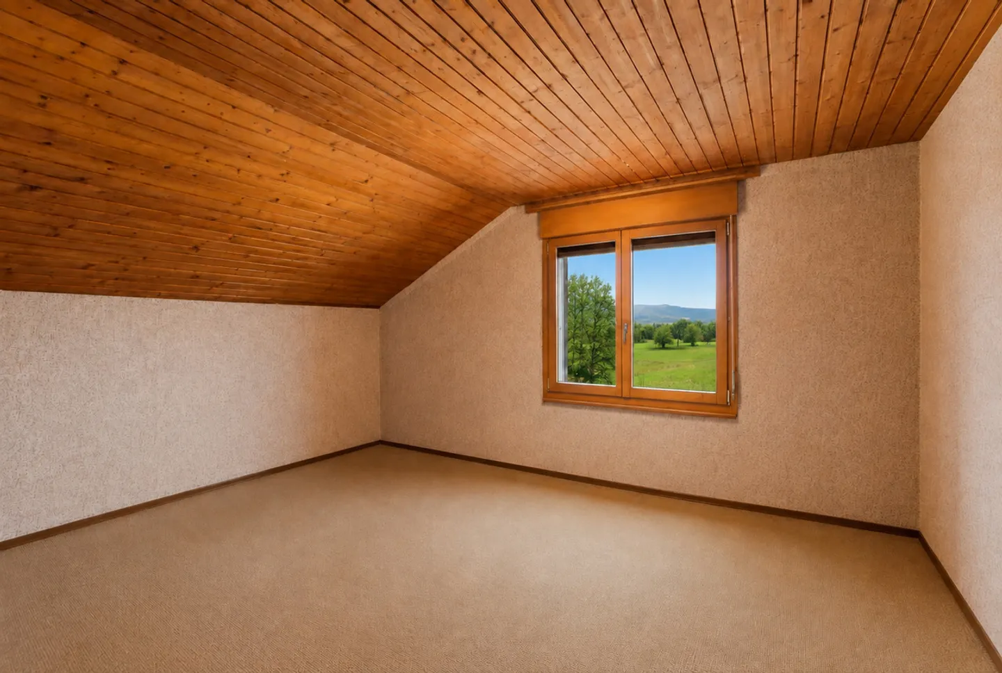 Seltene individuelle Villa mit unabhängigem Studio und großem Garten - Foto 10 von 18