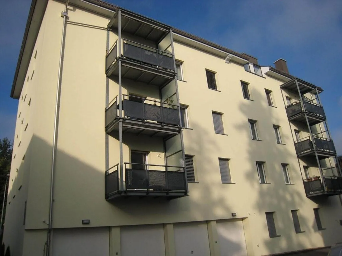 Charmante Wohnung Nähe Bahnhof Thalwil - Foto 1 von 8