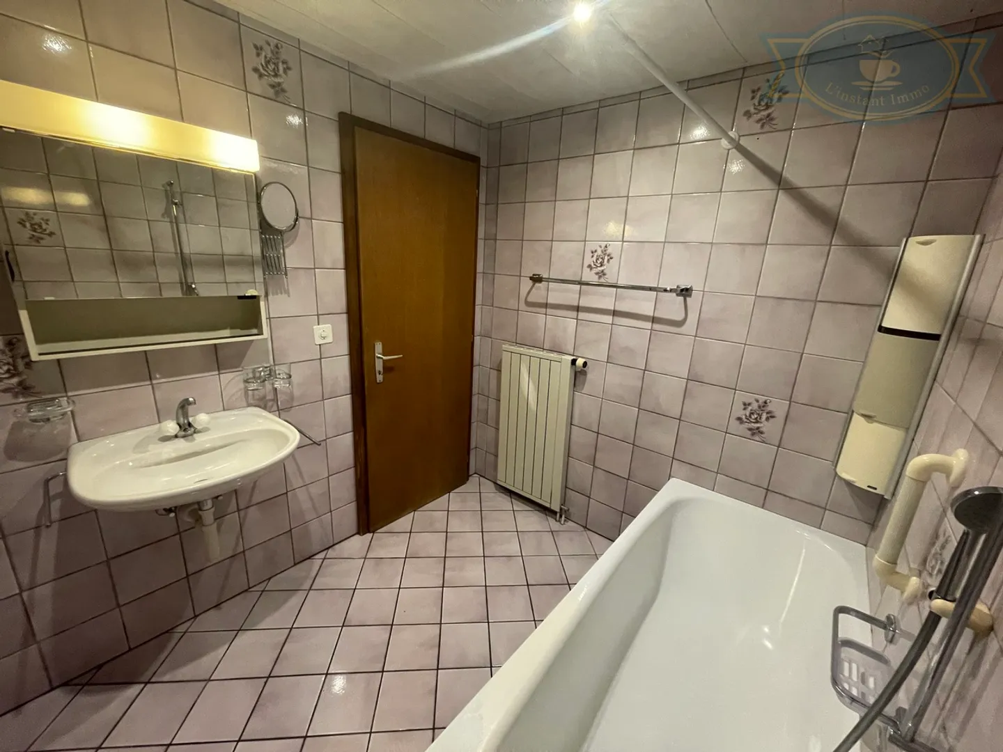 Bâtiment avec rendement, composé de 3 appartements - Photo 4 sur 10