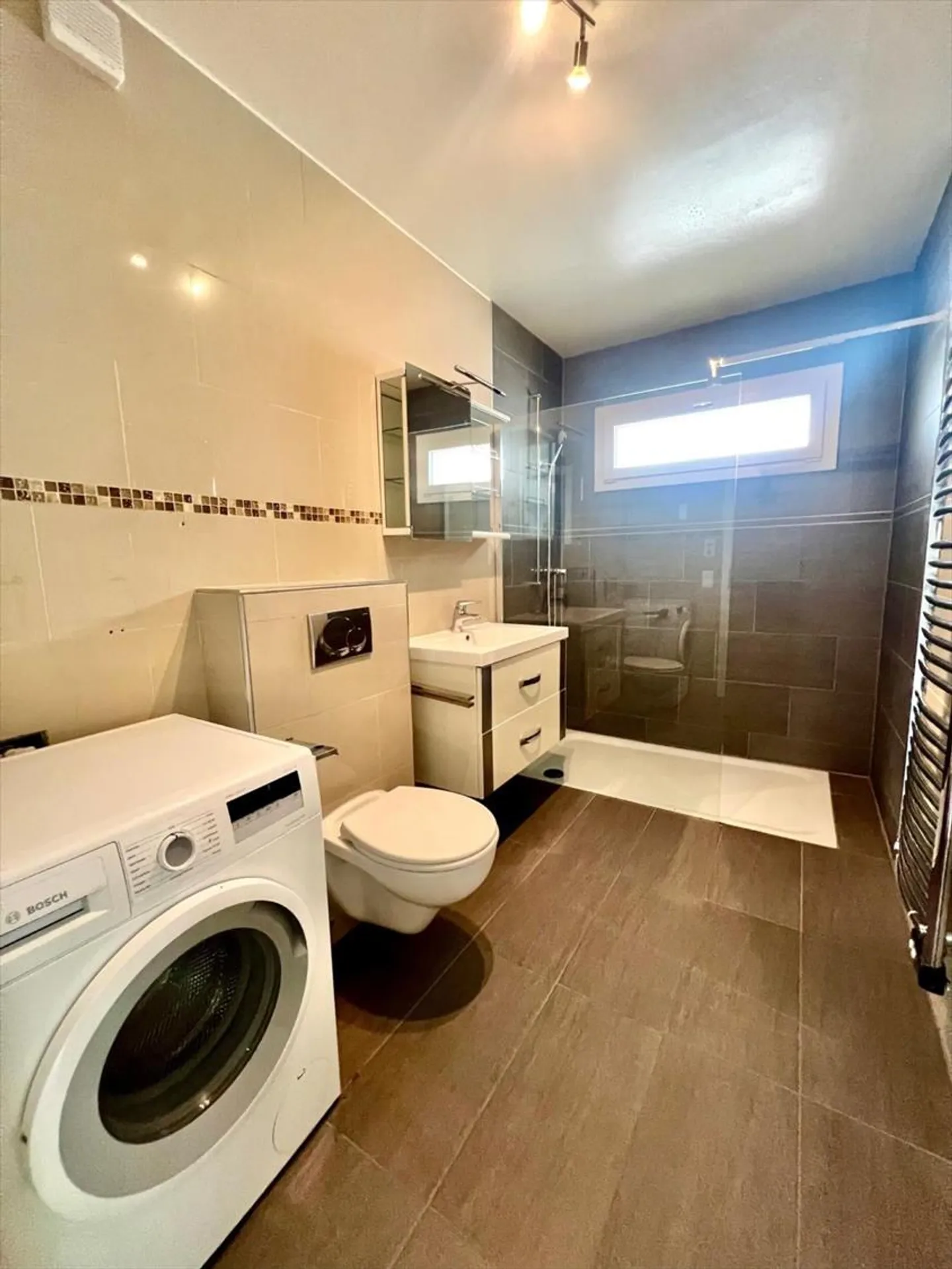 Apartment for rent - Photo 7 of 13